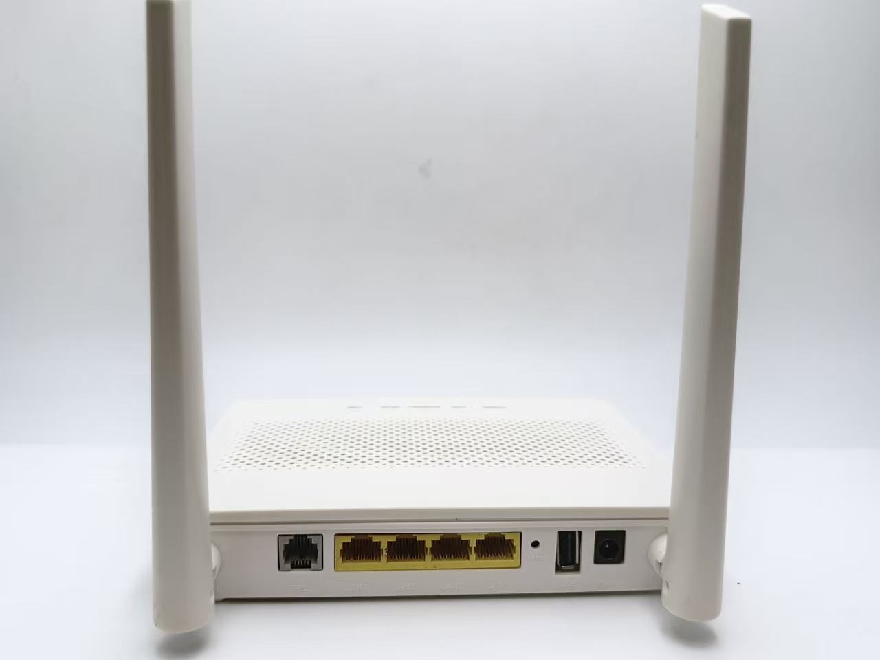 HS8546V5 小款后面板接口