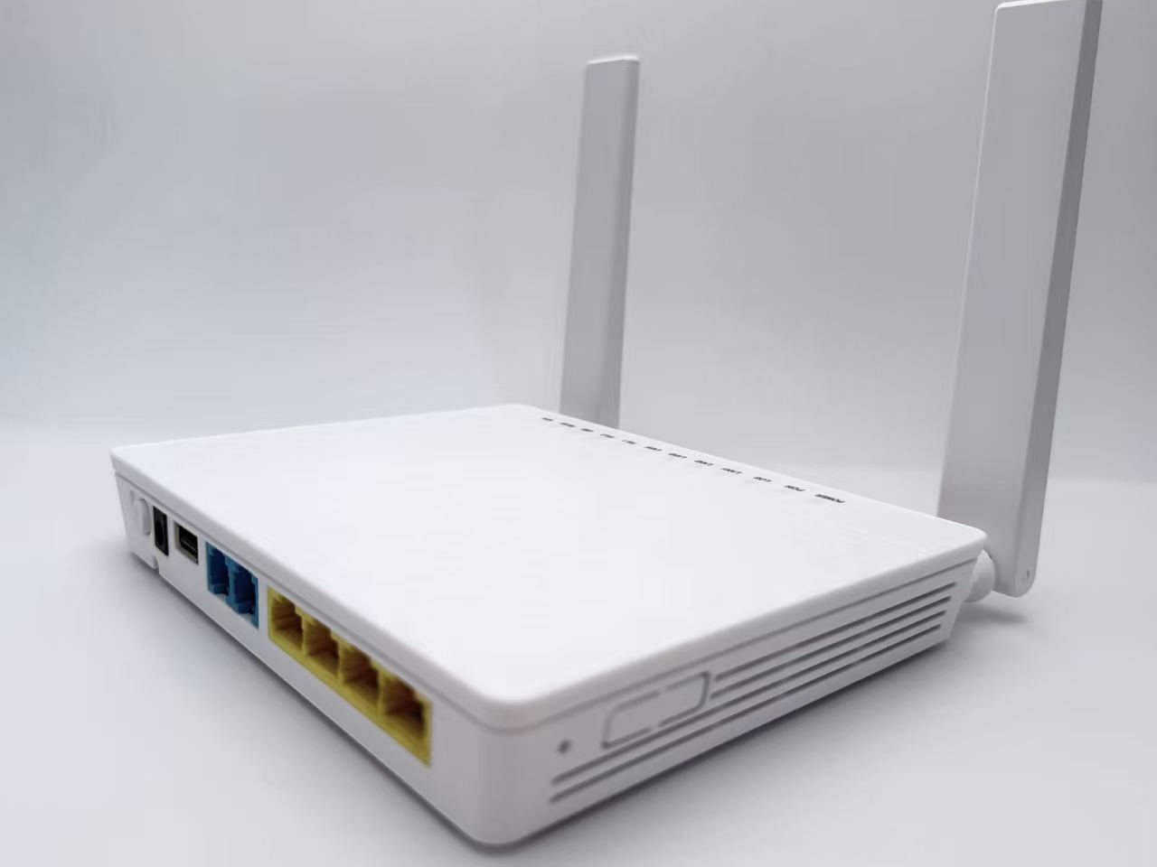 ET8245HCUS 宽天线版斜侧角度
