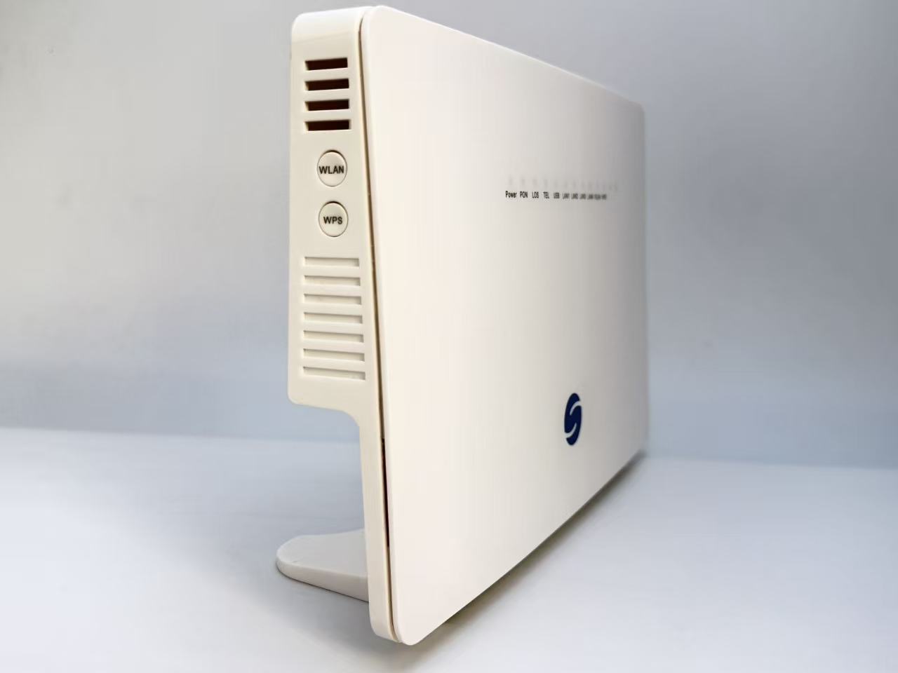 HG8245Q2 侧面 WLAN/WPS 按键