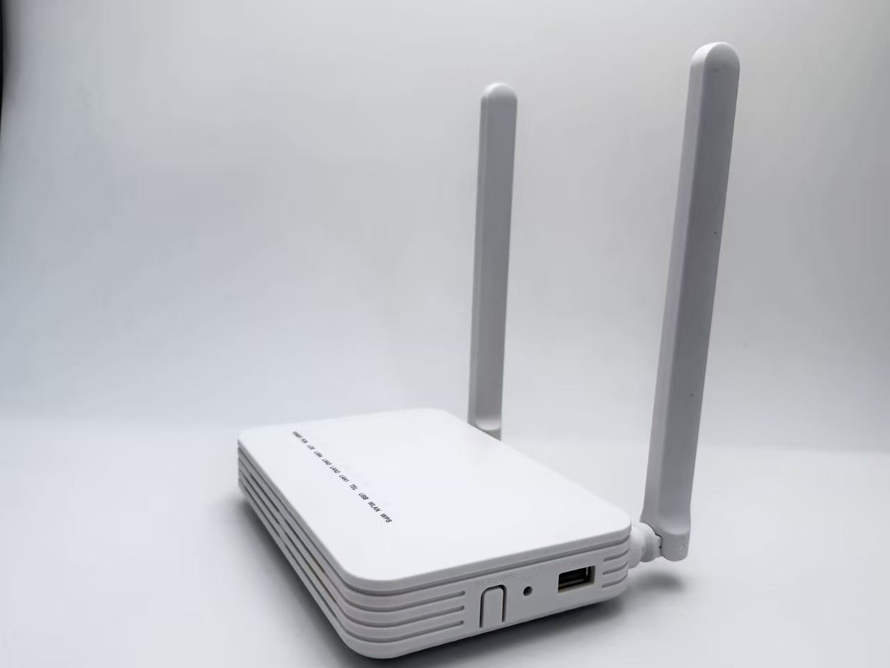 HS8546M 5dB 加强天线版侧面图